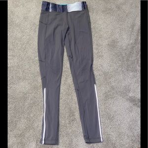 Ivivva Leggings with patterned wasitband